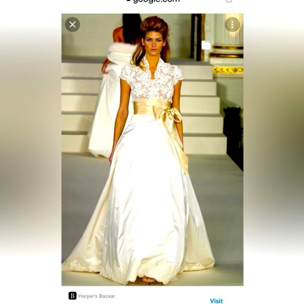 Monique Lhuillier wedding dress
